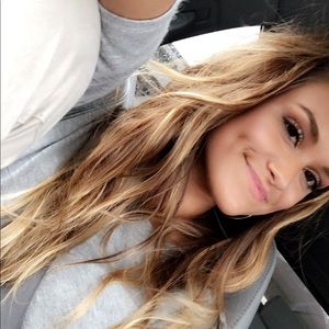 Meet your Posher, Madalyne